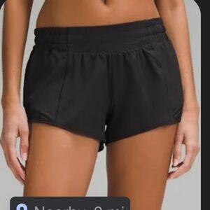 Lululemon Hotty Hot Low rise  Black Athletic Shorts Lightweight Stretch